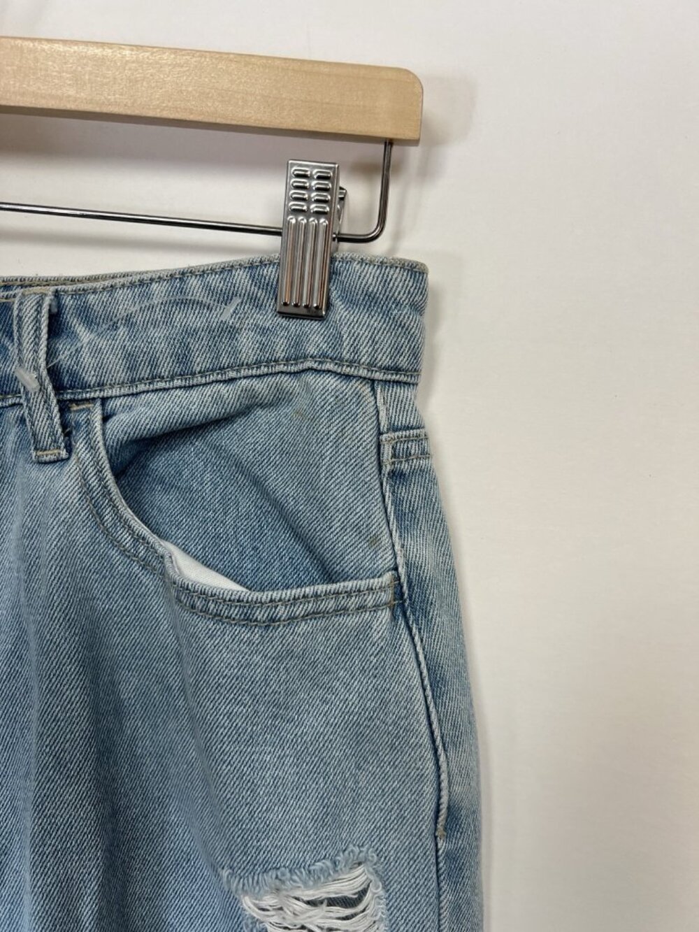 Cello Destroyed 90's High Rise Straight Leg Jeans Size 7 Waist 29" - Picture 11 of 11